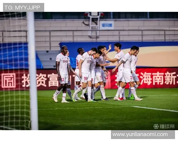 戴伟浚精彩进球助力深圳新鹏城迎来胜利时刻