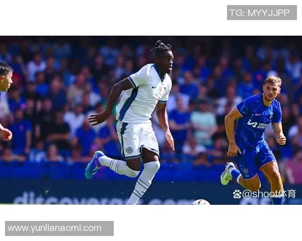 国米真核续约三年，合同年薪浮动达900万欧元，蓝黑军团重振雄风