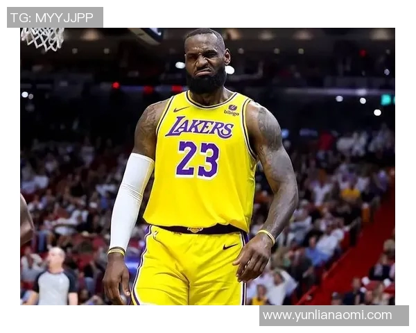 勒布朗-詹姆斯因伤缺席，湖人季后赛战绩受到严重影响，球迷心疼不已